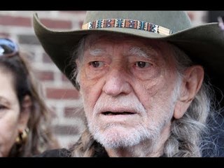 Aging Willie Nelson: Too Ill To Perform?