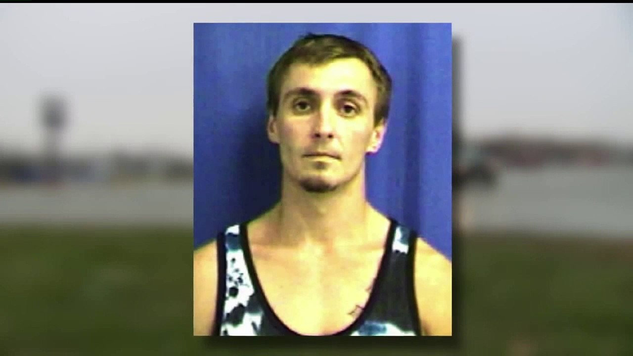 Police Chase Through Iowa Farm Fields Caught on Camera