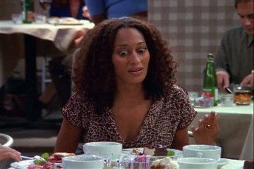 GIRLFRIENDS S01E07 Everything Fishy Ain't Fish