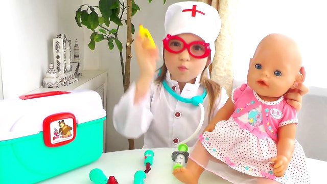 Five Little Babies Jumping On The Bed Nursery Rhymes for Children Simple Songs for Children Babies-xrm1Z9AS57I