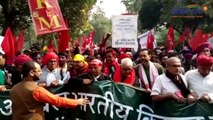 Kisan Mukti Sansad PROTESTING at JANTAR MANTAR, demands complete loan Waiver; Watch | Oneindia News