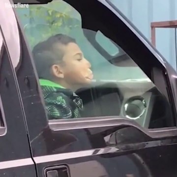 La jeunesse c'est plus ce que c'était... Un peu débile le gamin