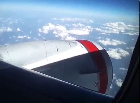 Increíbles ovnis captados desde Avión