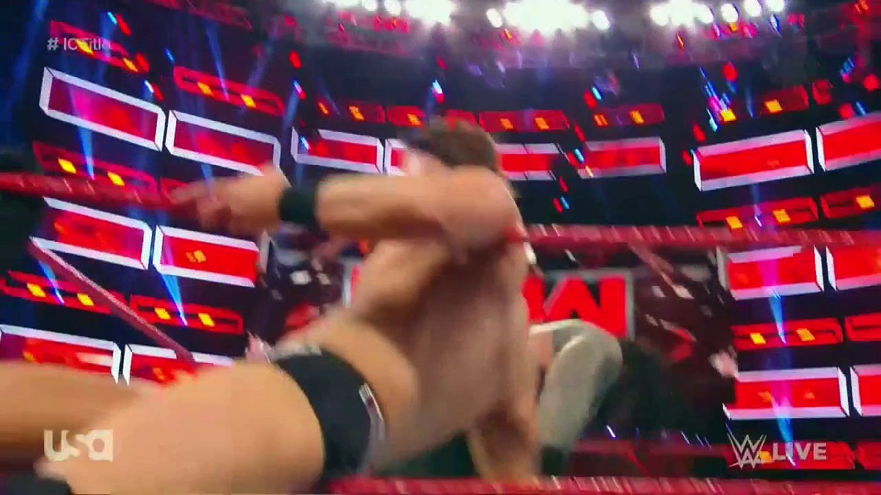 Roman Reigns Becomes a Grand Slam Intercontinental Champion