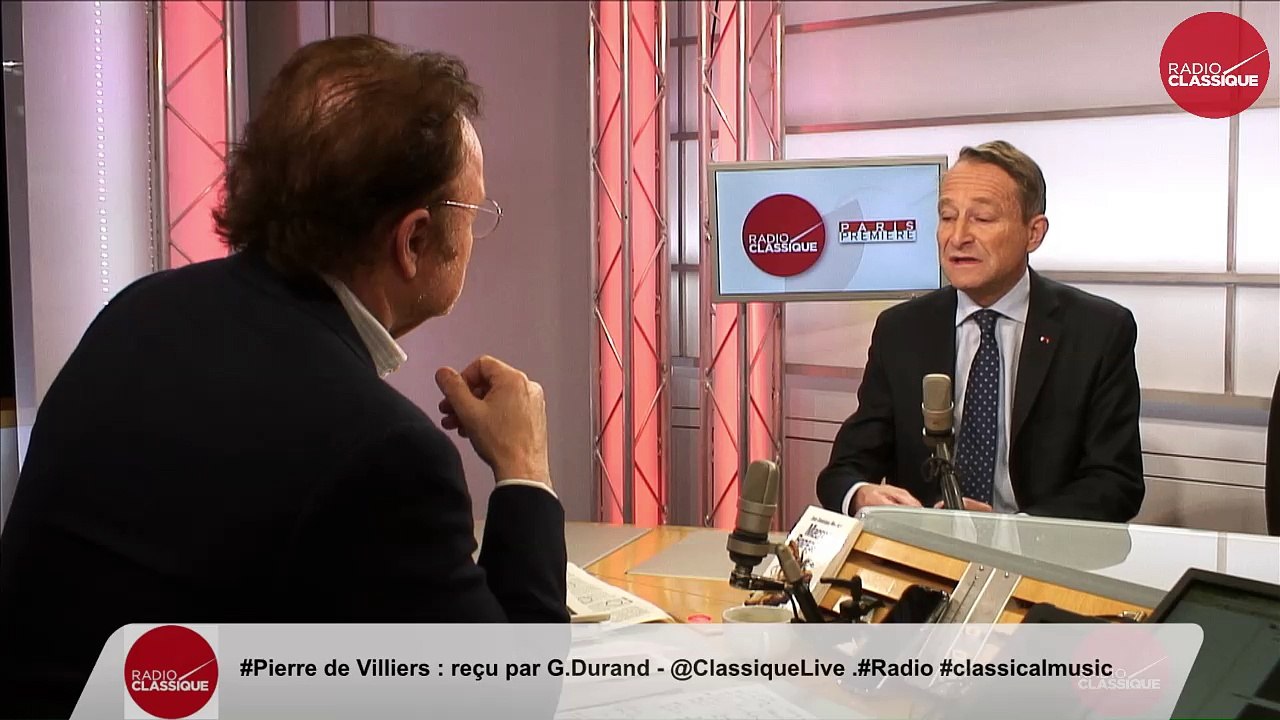 "La marine a des frégates qui ont plus de 40 ans et qui sont à bout de souffle, pareil pour l'aviation." P de Villiers
