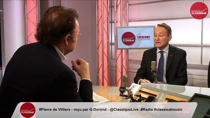 "La marine a des frégates qui ont plus de 40 ans et qui sont à bout de souffle, pareil pour l'aviation." P de Villiers