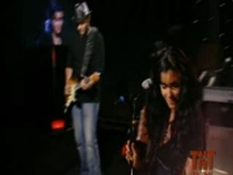 Jenifer au TNT SHOW - Y'a comme un hic (nov 07)