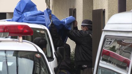 "키울 여유 없어" 자식 4명을 콘크리트에 묻은 엄마 / YTN