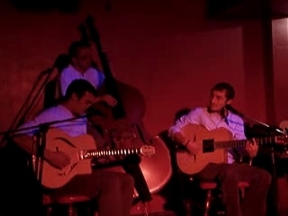 Janouche : BON ANIV DANUBE