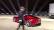 Il filme l'accélération de la nouvelle Tesla Roadster : de 0 à 100 kmh en 1.9s. incroyable