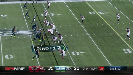 Russell Wilson creates magic on 3rd-and-12, scrambles and dives for first down