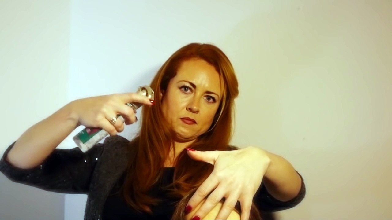 ASMR Haircut Role Play - Binaural ✂︎Spraying & Scissors✂︎