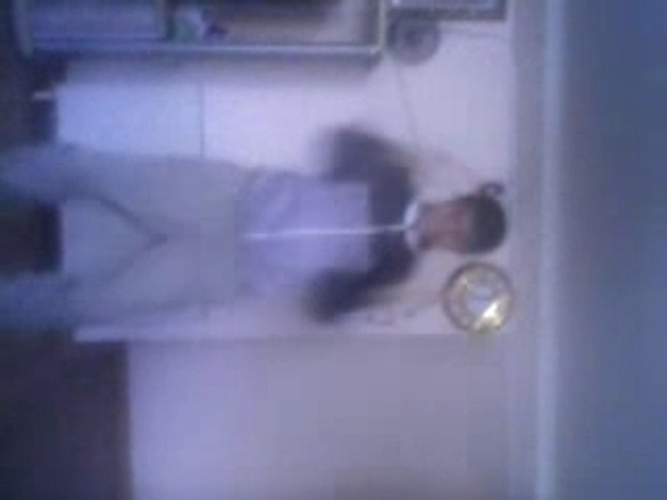 Un Moche Ki S'apl Farouk En Mode TechtoniK