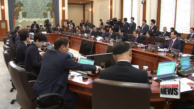 Pres. Moon calls for swift restoration of Pohang earthquake and measures to minimize damages from future earthquakes