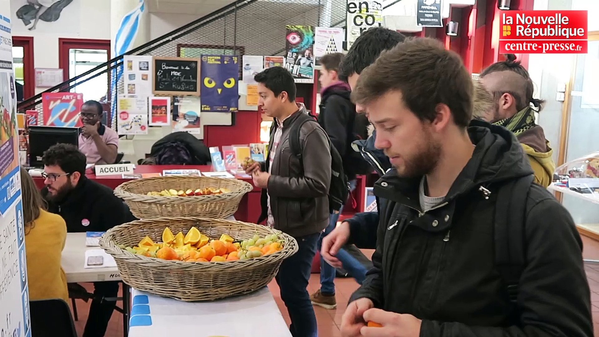 VIDEO. Poitiers : des paniers de légumes pour les étudiants - Vidéo  Dailymotion