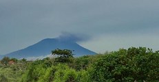 Bail's Mount Agung Volcano Erupts