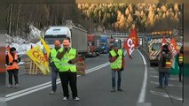 Camiões bloqueiam ligação entre França e Itália