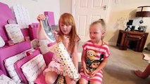 ESMÉS 8th BIRTHDAY MORNING OPENING PRESENTS!!