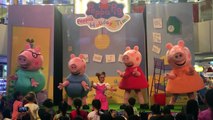 Peppa Pig Peppas Holiday Time