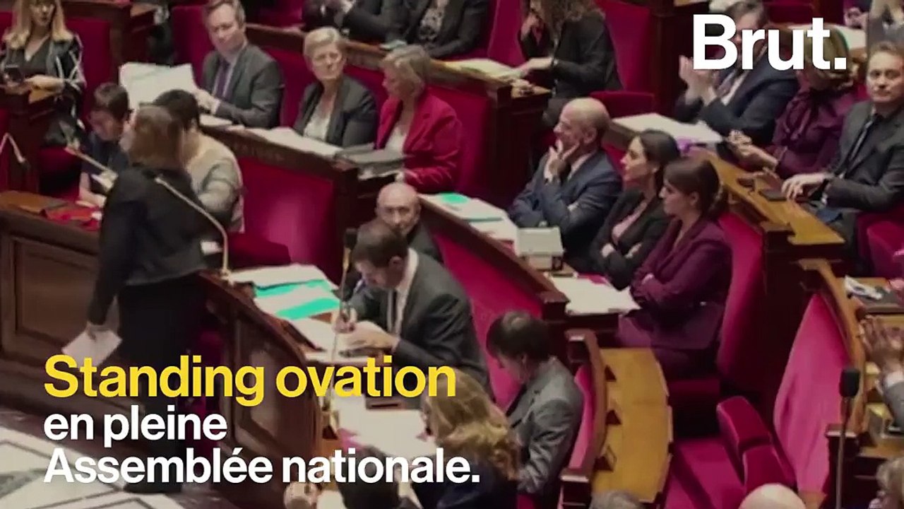Un député suscite un standing ovation pour son discours sur les migrants vendus aux enchères en Libye