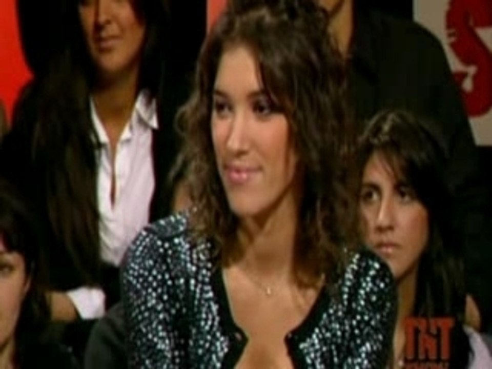 Jenifer au TNT SHOW - Interview 1 (nov 07)