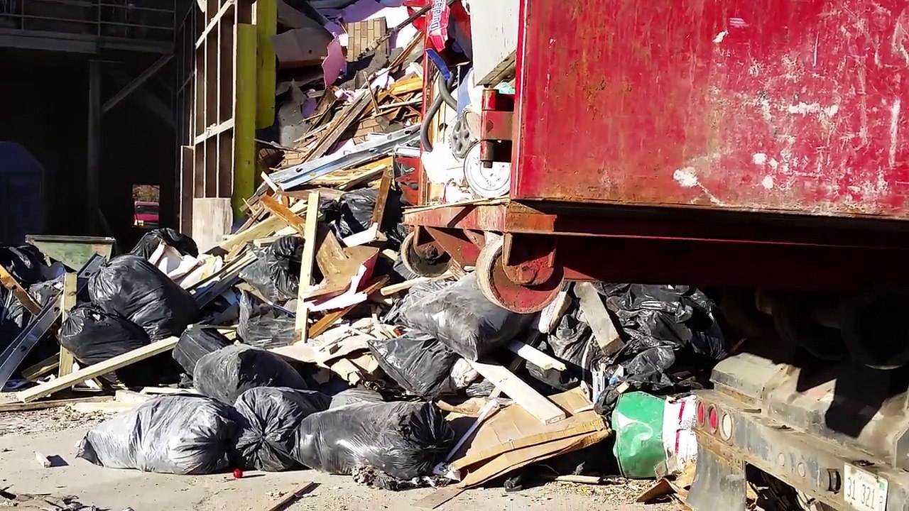JUNK REMOVAL SERVICES IN CHICAGO COMPARE TRUCKS video Dailymotion
