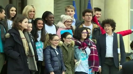 Unicef : des enfants accueillis à l'Elysée