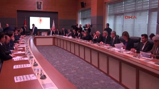 Meclis Karma Komisyonu Zana'nın Milletvekilliğinin Devamsızlık Gerekçesiyle Düşürülmesini Talep...