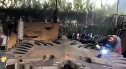 Reçica e Madhe bën gati flamurin për Ditën e Flamurit