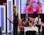 Anıl Araz Süper Eğlence Süper Potpori Vatan Tv - Atım Arap - Fidayda - Mısırlar Saçak Saçak