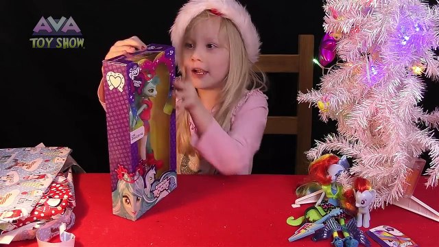 Opening My Little Pony Christmas presents on Ava Toy Show
