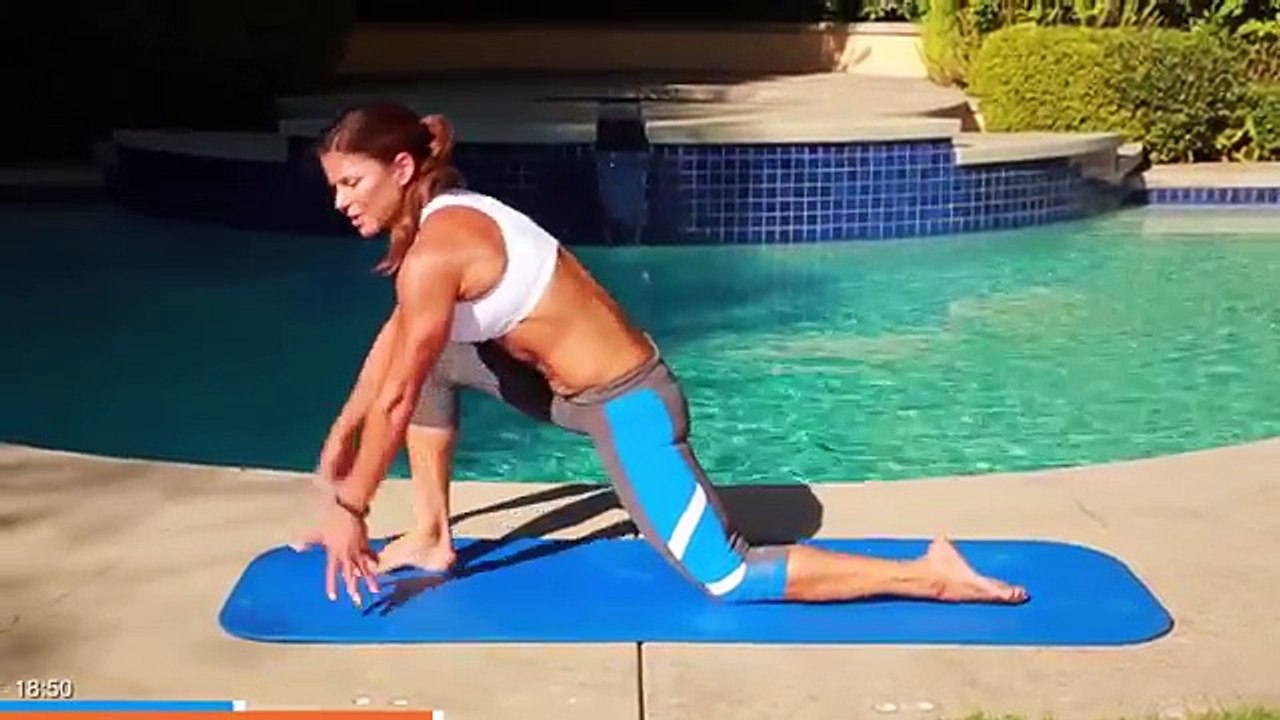 Intense Abs & Core Workout - 29 min Home Abs & Core Workout Yoga Influenced