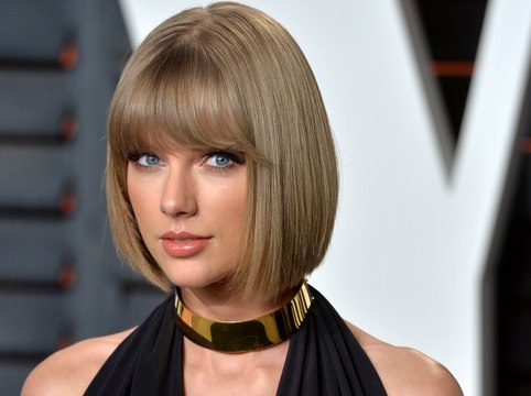 Taylor Swift's 'reputation' snags top spot on Billboard 200