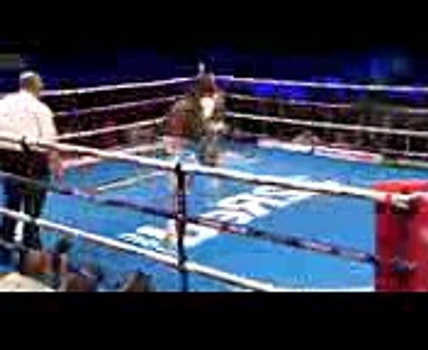 Quickest-Ever World Title Fight! Zolani Tete Knocks Out Siboniso Gonya In 11 Seconds! 18112017