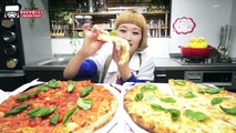 【BIG EATER】2 WHOLES! L SIZE PIZZA! Only Tomatos & Only Cheeses  【MUKBANG】【RussianSato】-P3WMx8PHcdY