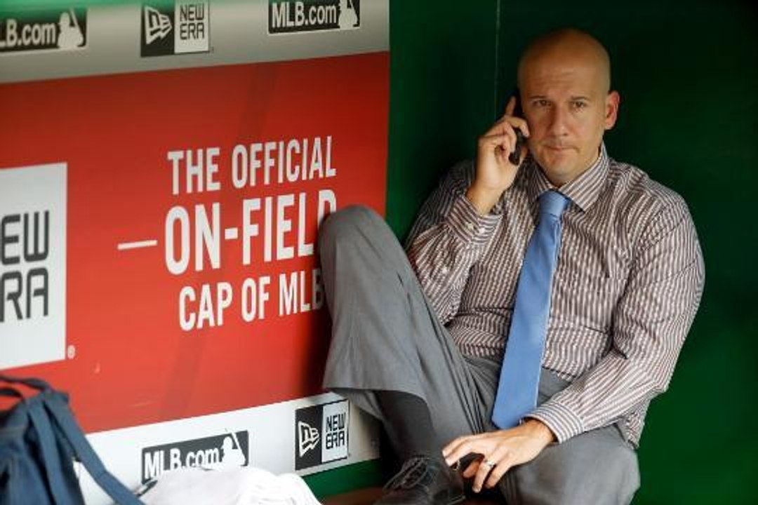 Former Braves GM gets lifetime ban from MLB
