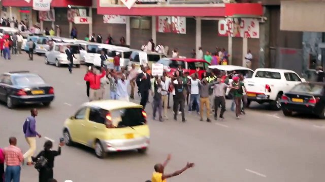 Zimbabwe celebrates Mugabe resignation - Harare - 21 Nov 2017-HdcDPHSlNbc