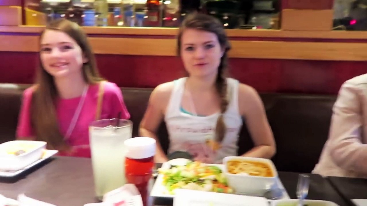 WE WENT TO CALIFORNIA! ~ 2017 Travel Vlog ~ Jacy and Kacy