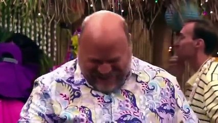 Jessie S03 E26  S Aloha Holidays With Parker And Joey