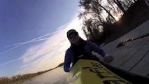 Se renverser en Canoë Kayak avec style !! Ou pas...