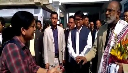 കഷ്ടകാലം മാറാതെ കണ്ണന്താനം; വിമാനം വൈകിയതിന് യുവതിയുടെ ചീത്തവിളി | Oneindia Malayalam