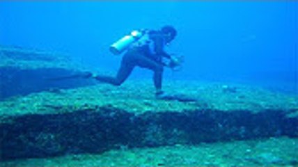 Marinero Descubre una Pirámide Sumergida en las Islas Azores [Low, 480x360]