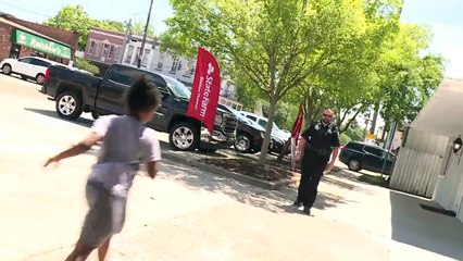7-Year-Old Girl Travels the Country to Hug a Cop in Every State