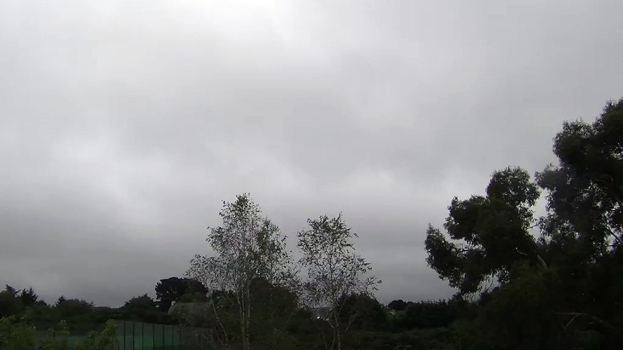 Les Martégaux sont arrivés à Vannes, le temps est gris ! (vidéo)