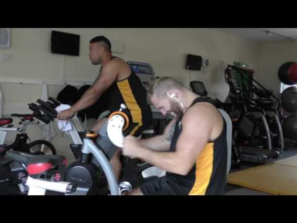 James Haskell and Alapati Leiua in Wasps Rugby Matrix gym