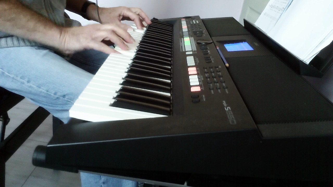 Don' t it make my brown eyes blue   COVER Keyboard