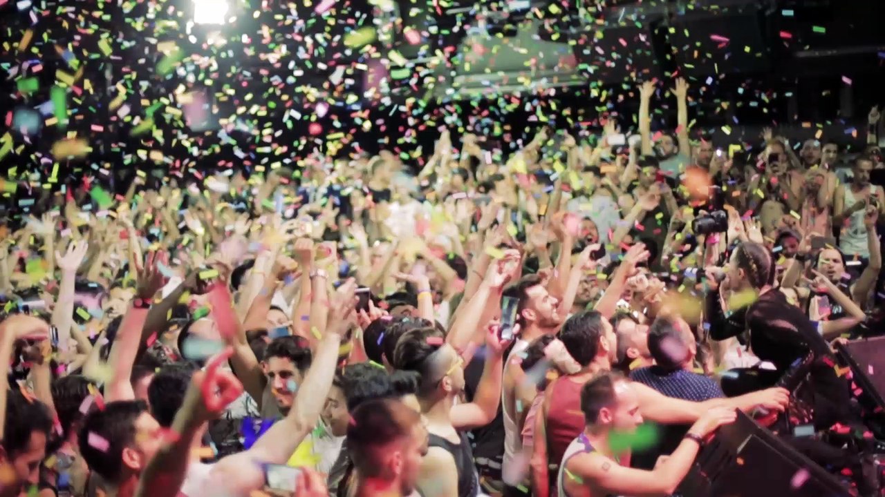 Gala Performing in Madrid July 2017