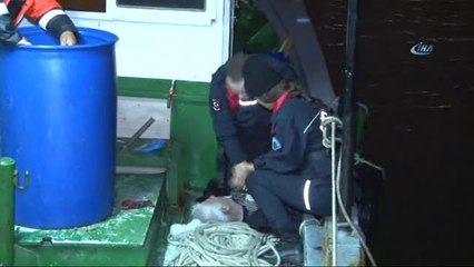 Unkapanı Köprüsünde İntihar Girişimi