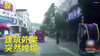 Shocking video of scaffolding collapsing on pedestrian