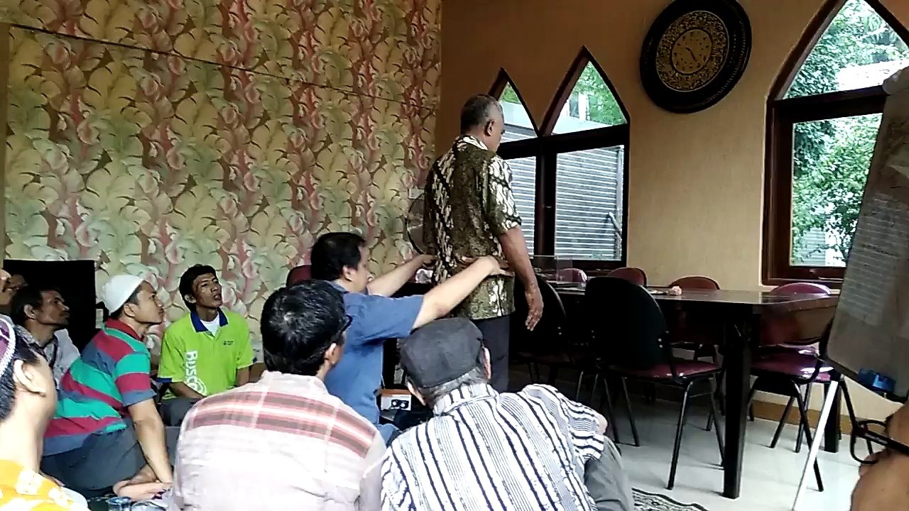 TERAPI ALAMI TERAPI SENTUHAN